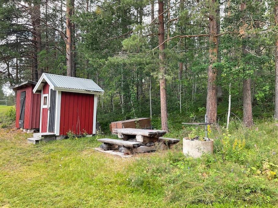 Lakeside Wilderness Cabin โยคโมค ภายนอก รูปภาพ