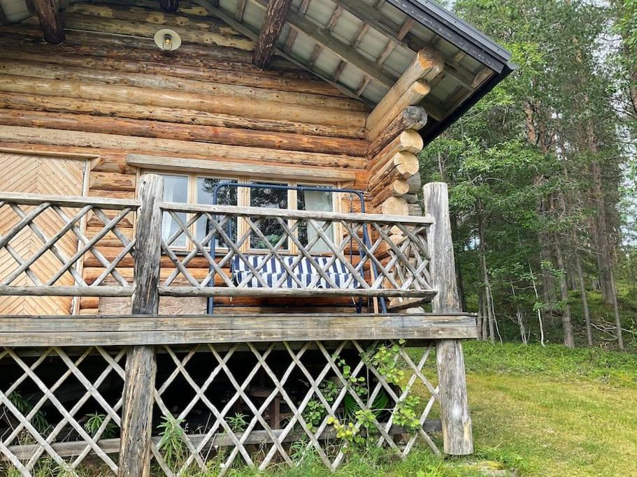 Lakeside Wilderness Cabin โยคโมค ภายนอก รูปภาพ