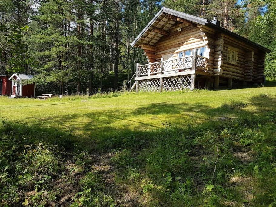 Lakeside Wilderness Cabin โยคโมค ภายนอก รูปภาพ
